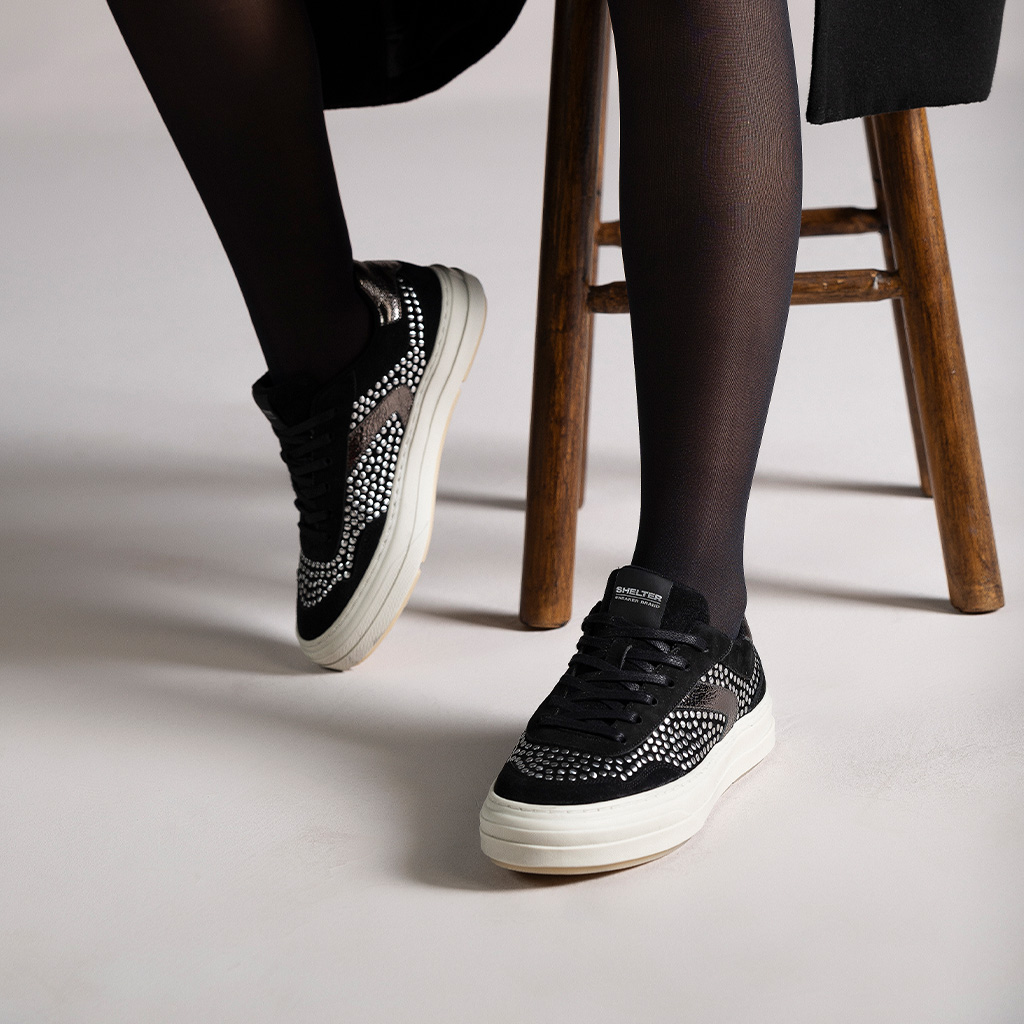 HIT BLACK LUXE