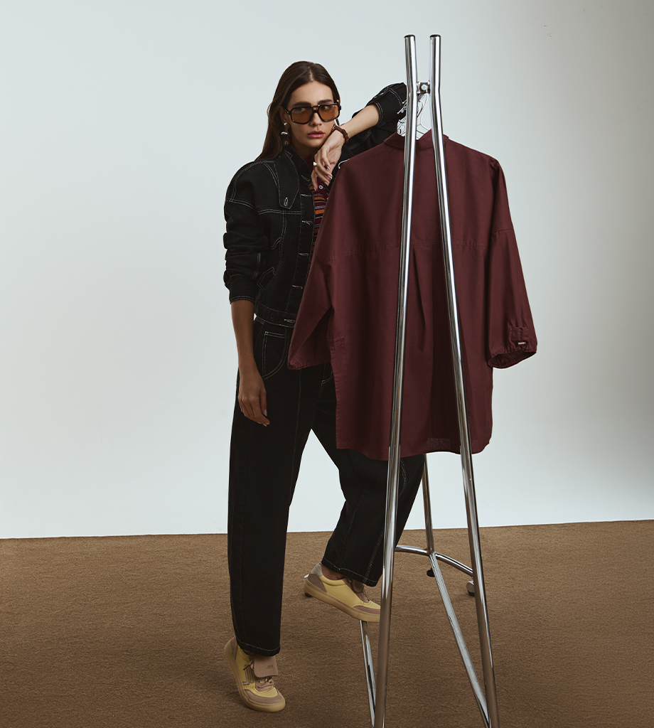 LOOK 02