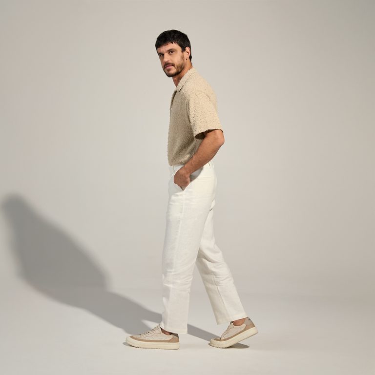 Tênis casual para viajar: um guia para escolher o modelo masculino ideal