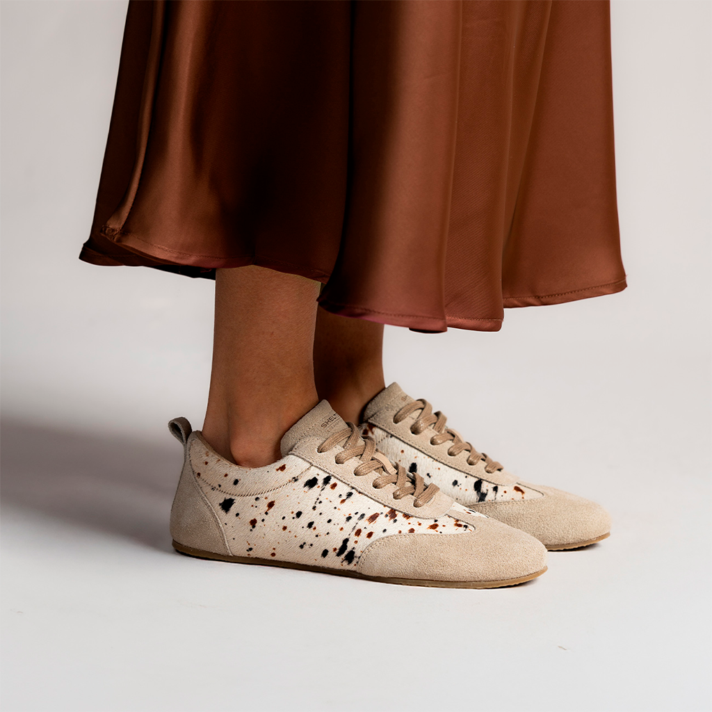 SNEAKRINA SHELTER COW PRINT