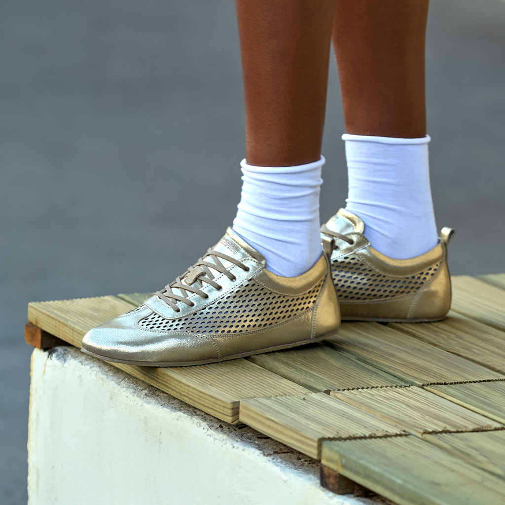 Nem tênis, nem sapatilha: Por que os calçados híbridos são o novo desejo fashion 7 5