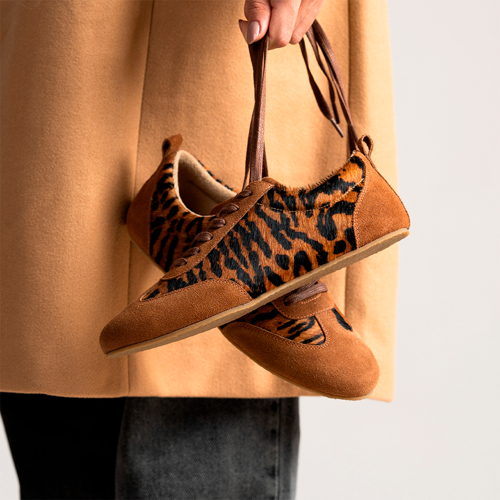 SNEAKERINA PELO ONCA