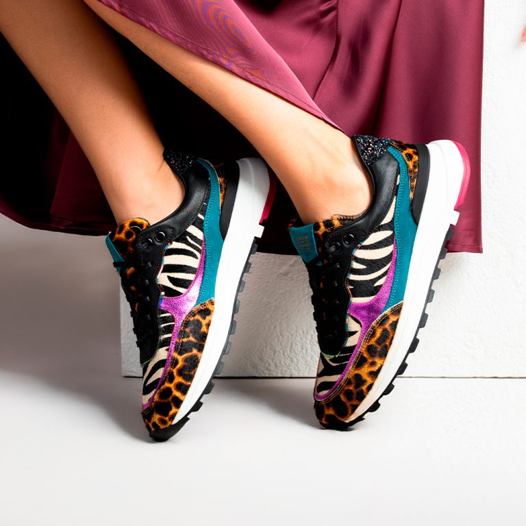 Looks com tênis colorido: ainda vale a pena investir?