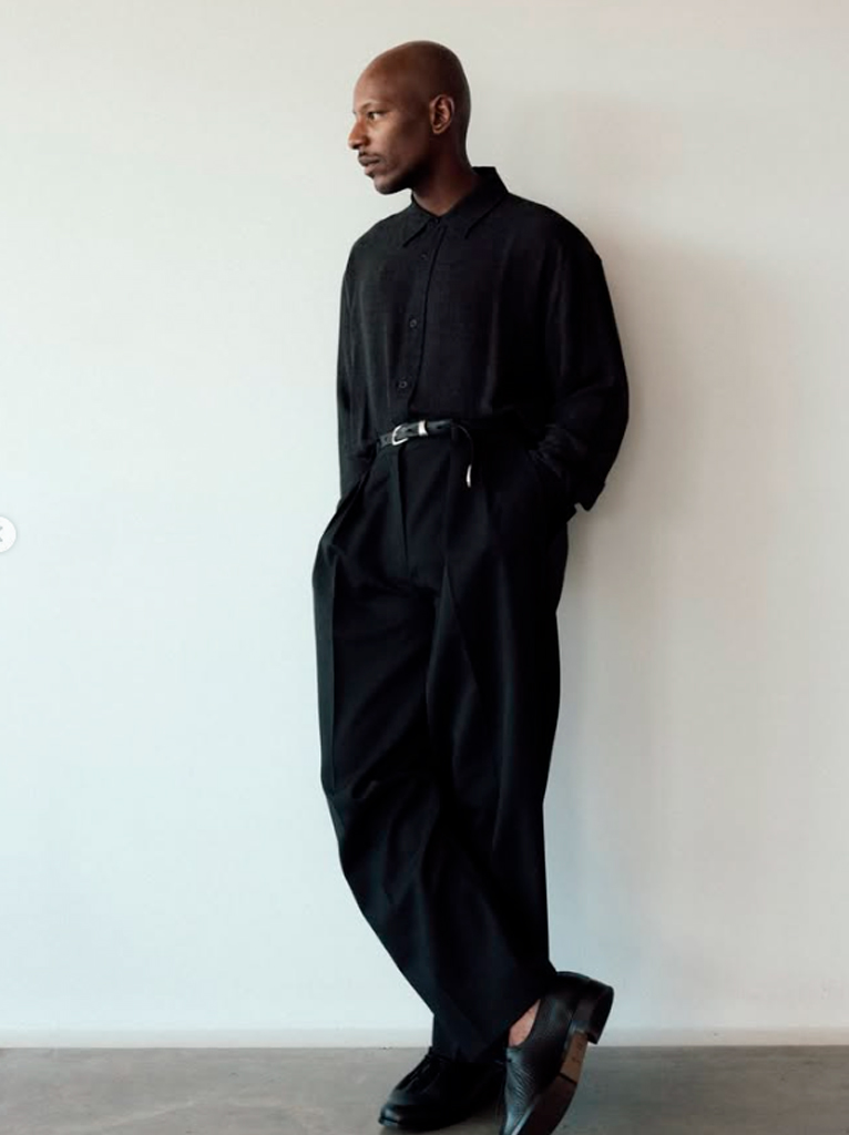 LOOK 04 2