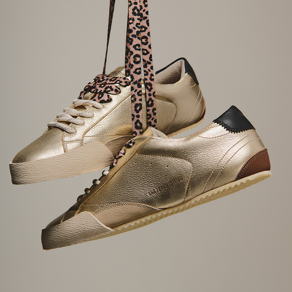 LOLA DOURADO