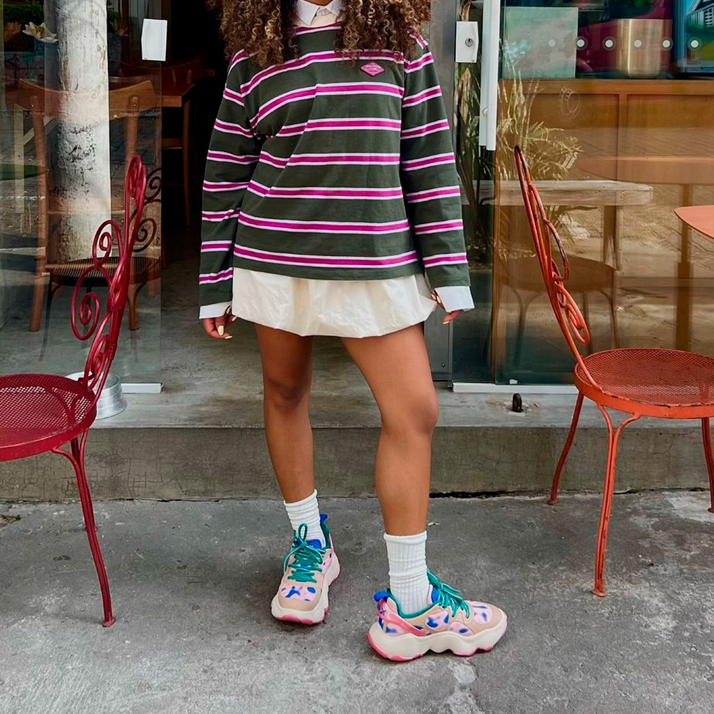 Sneakerina em novas versões: proporções, estampas e styling para 2026 6 LOOK 06 1
